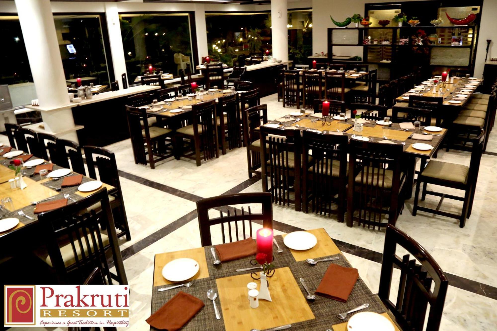 Prakruti Resort Vadodara Buitenkant foto